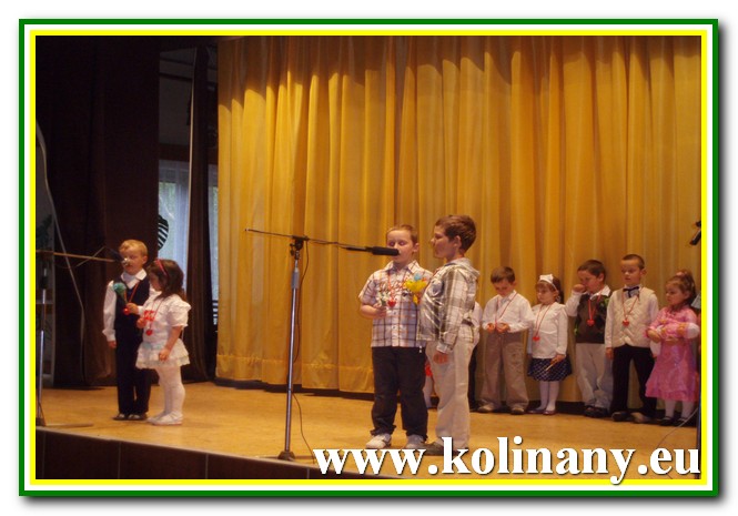 Fotogaléria 2010.05.16. - Kolíňany - Deň matiek v kultúrnom dome (20) 2010.05.16. - Kolíňany - Deň matiek v kultúrnom dome