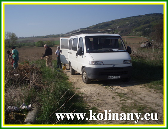 Fotogaléria 2013.04.25. - Kolíňany - Čistenie priekop (7) 2013.04.25. - Kolíňany - Čistenie priekop