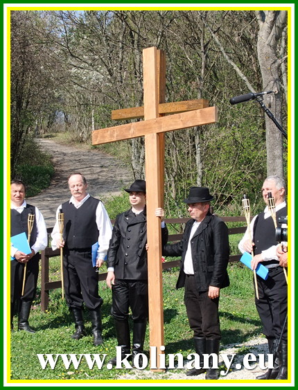 Fotogaléria 2014.03.30 - Kolíňany - Krížová cesta (od Kláry Tóth) (10) 2014.03.30 - Kolíňany - Krížová cesta (od Kláry Tóth)